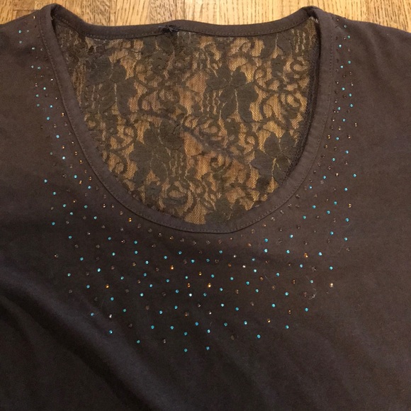 Lacey shirt - Picture 3 of 3